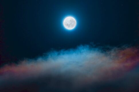 スーパームーンの夜に・・